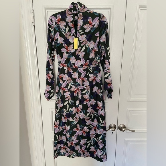 NWT Alexia Admor Satin Draped Mockneck Black Floral Formal Longsleeve Midi Dress - Picture 8 of 16